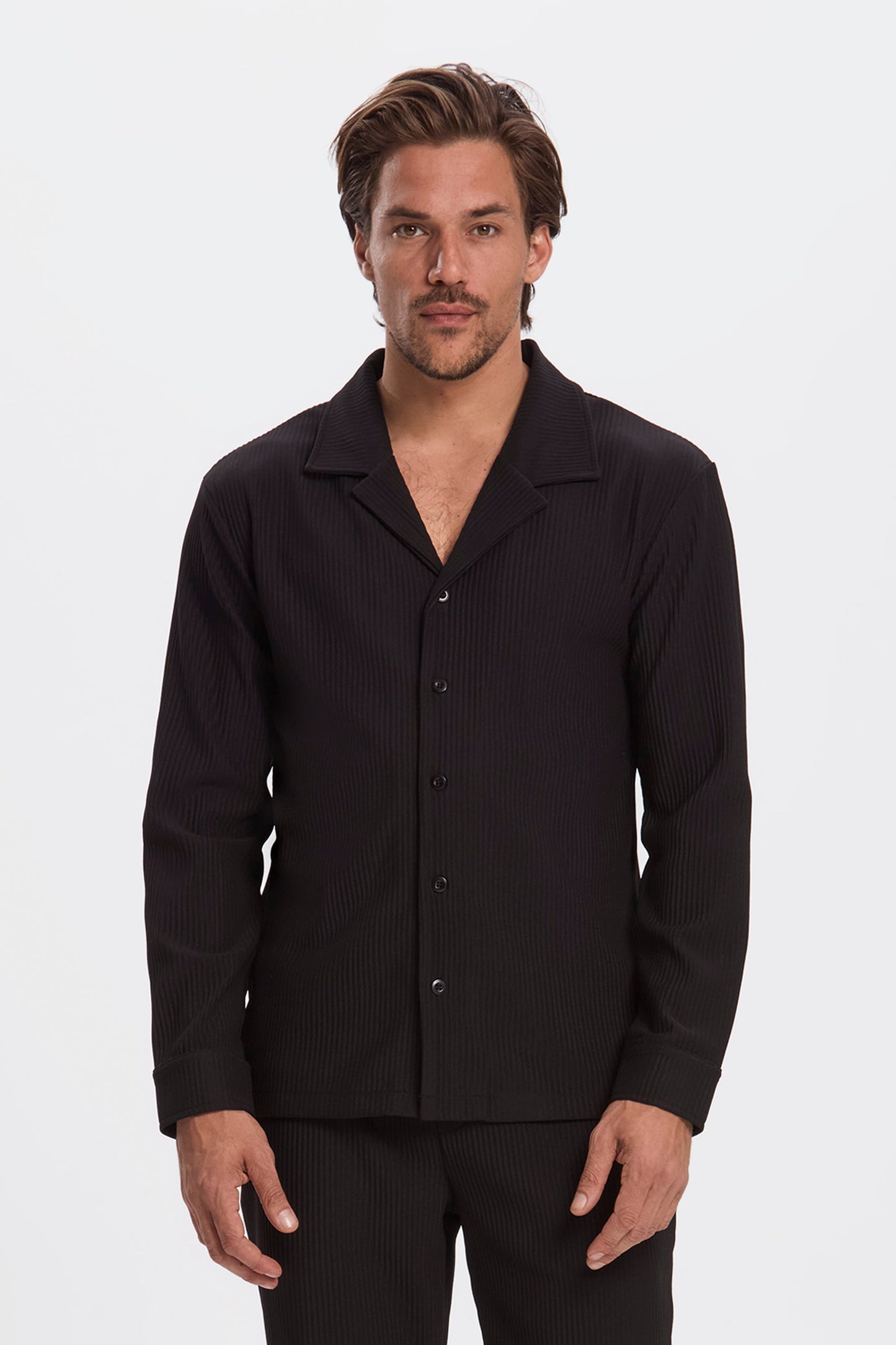 THE PLEATED LS SHIRT