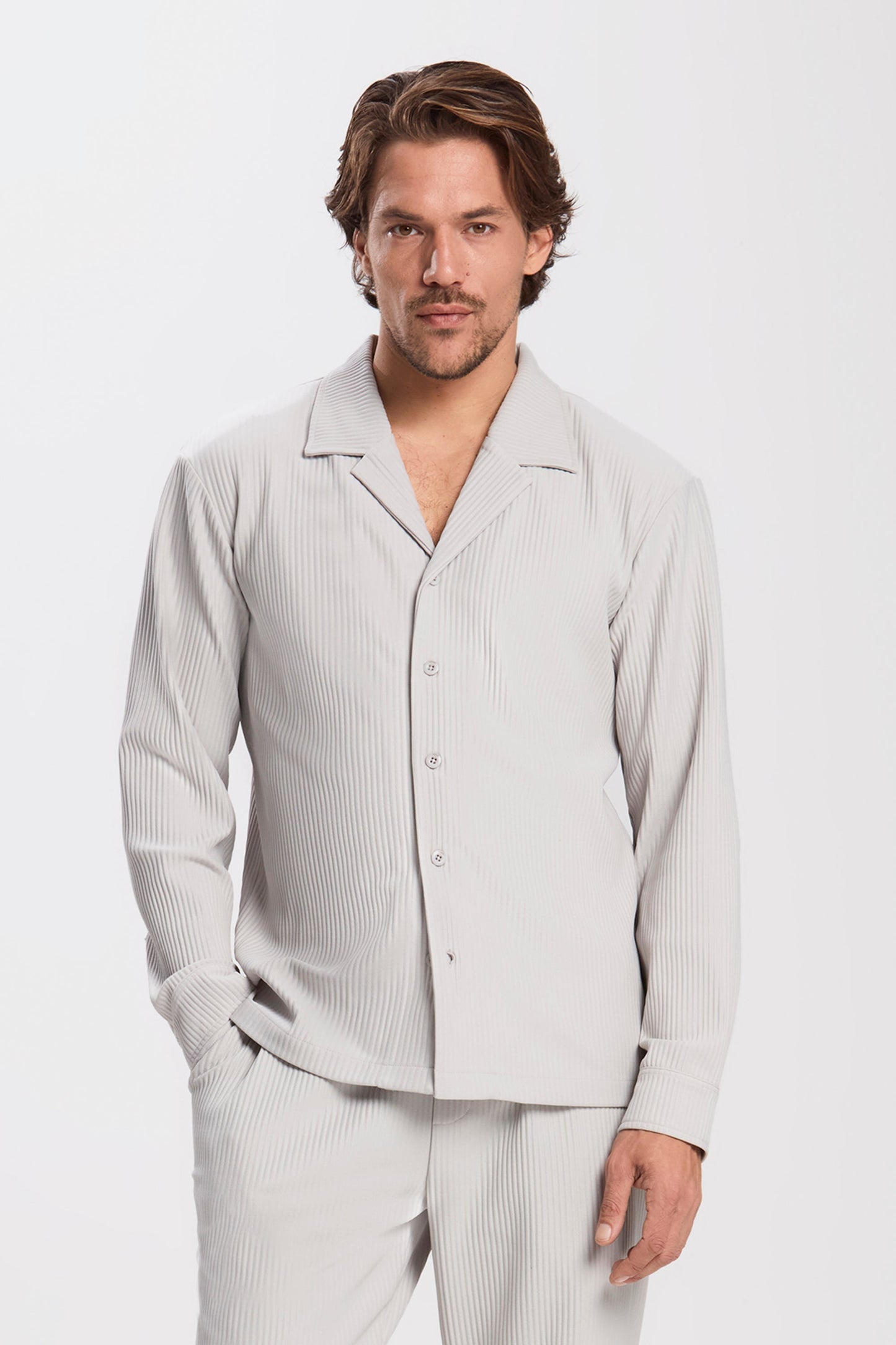 THE PLEATED LS SHIRT