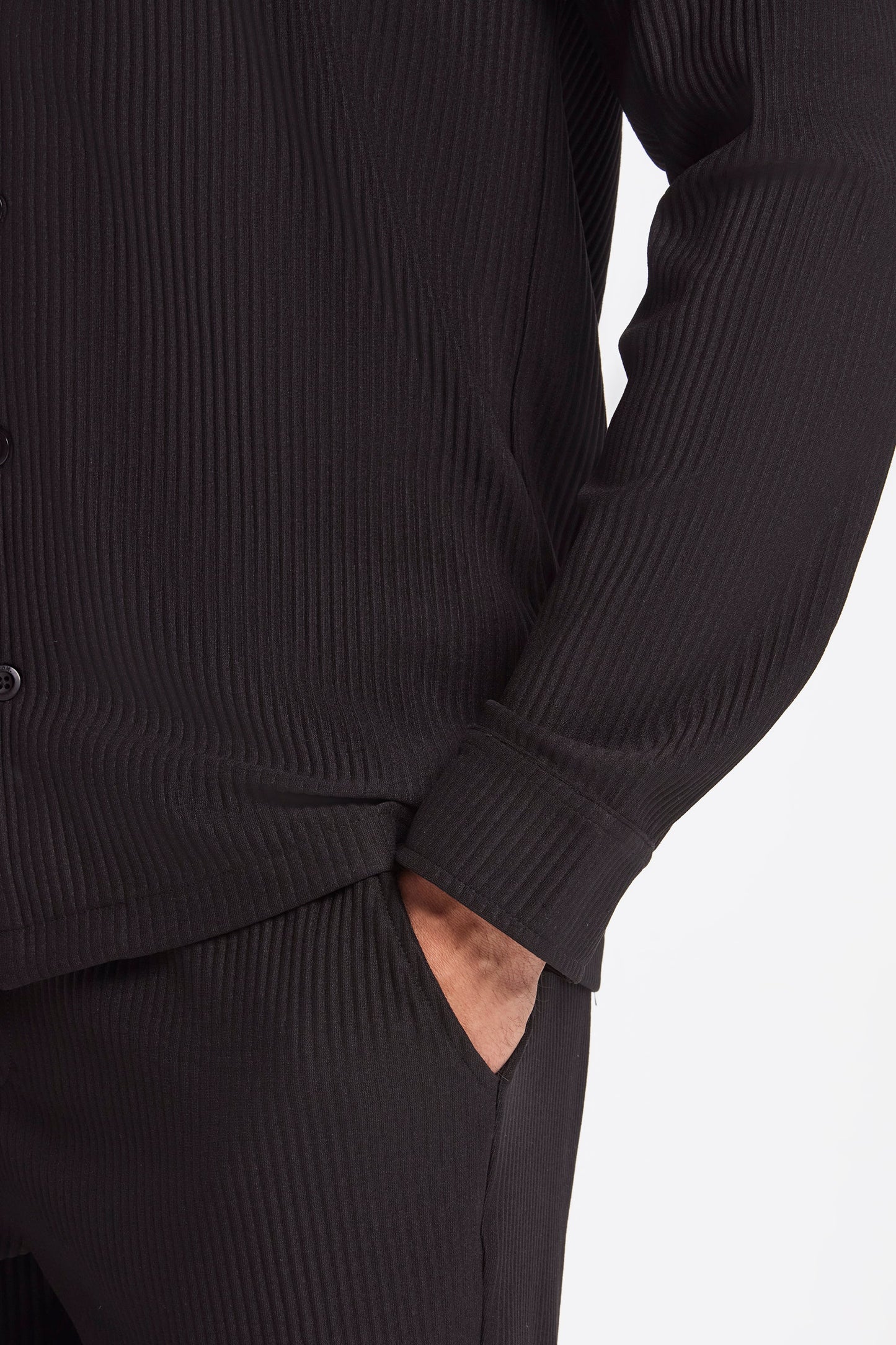 THE PLEATED LS SHIRT