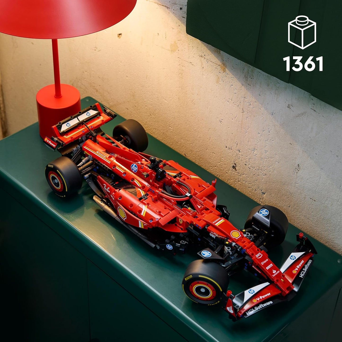 LEGO Technic Oracle Red Bull Racing RB20 F1 & Technic Ferrari SF-24 F1