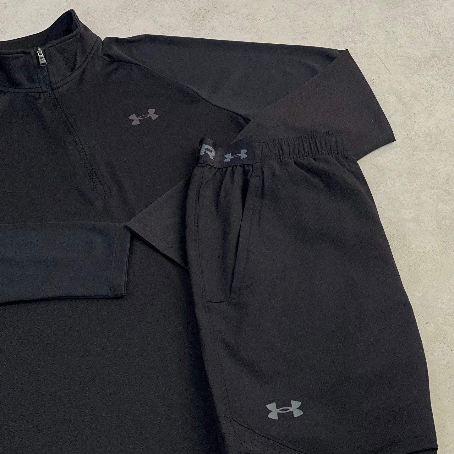 Under Armor Half-Zip Set Black