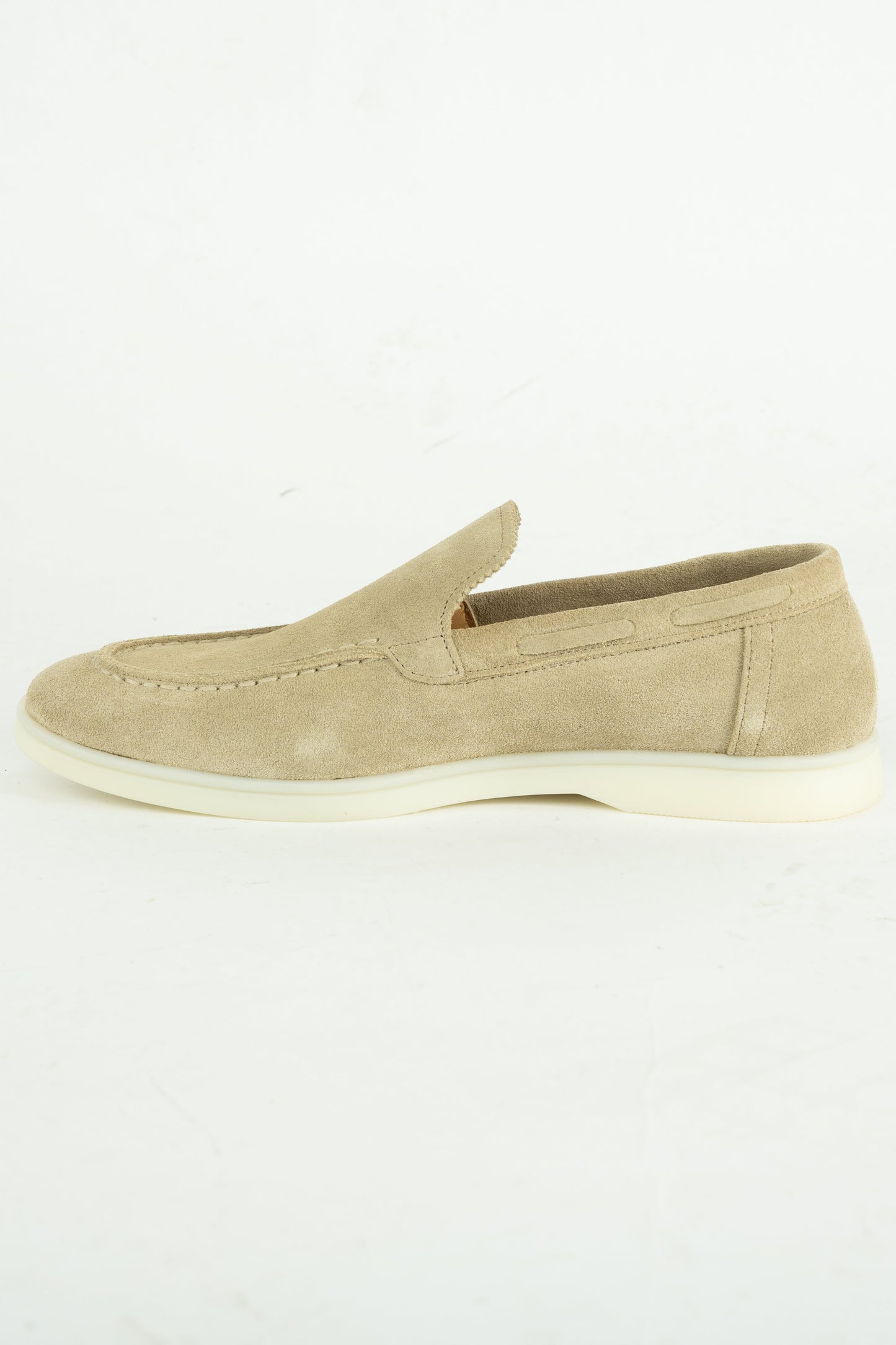 THE MENDOZA SUEDE LOAFER
