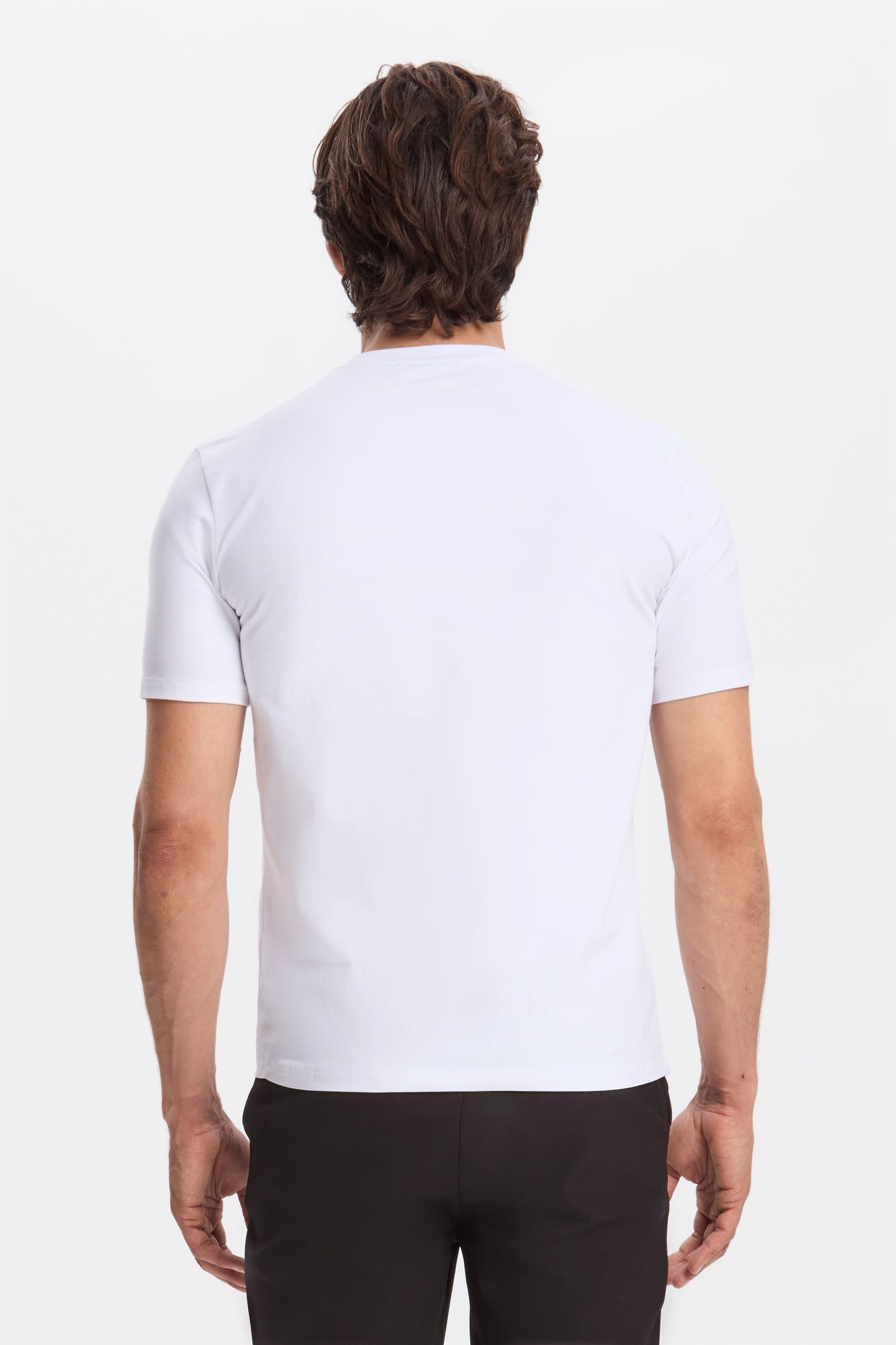 THE ESSENTIAL T-SHIRT
