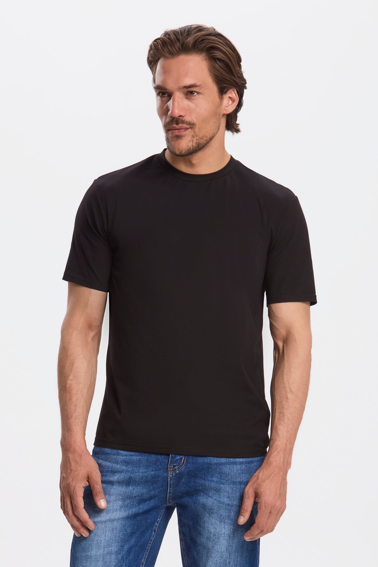 THE ESSENTIAL T-SHIRT