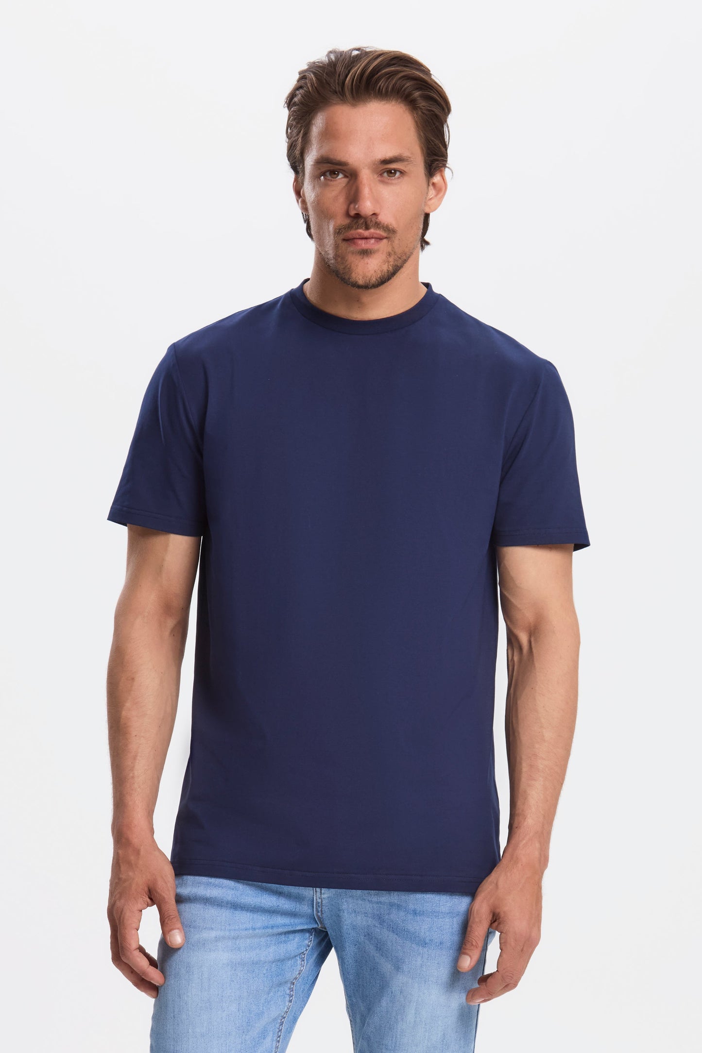 THE ESSENTIAL T-SHIRT