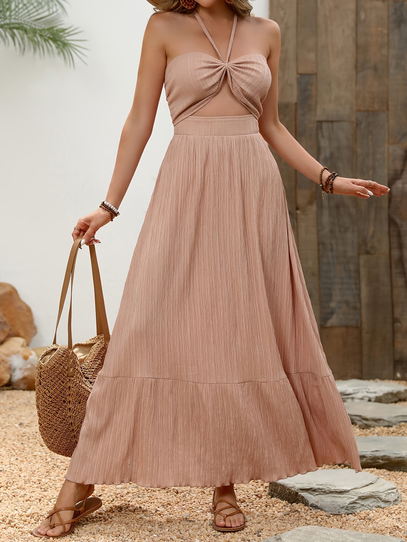 Louisa | Elegante Halter Maxi-Jurk met Cut-Out Details
