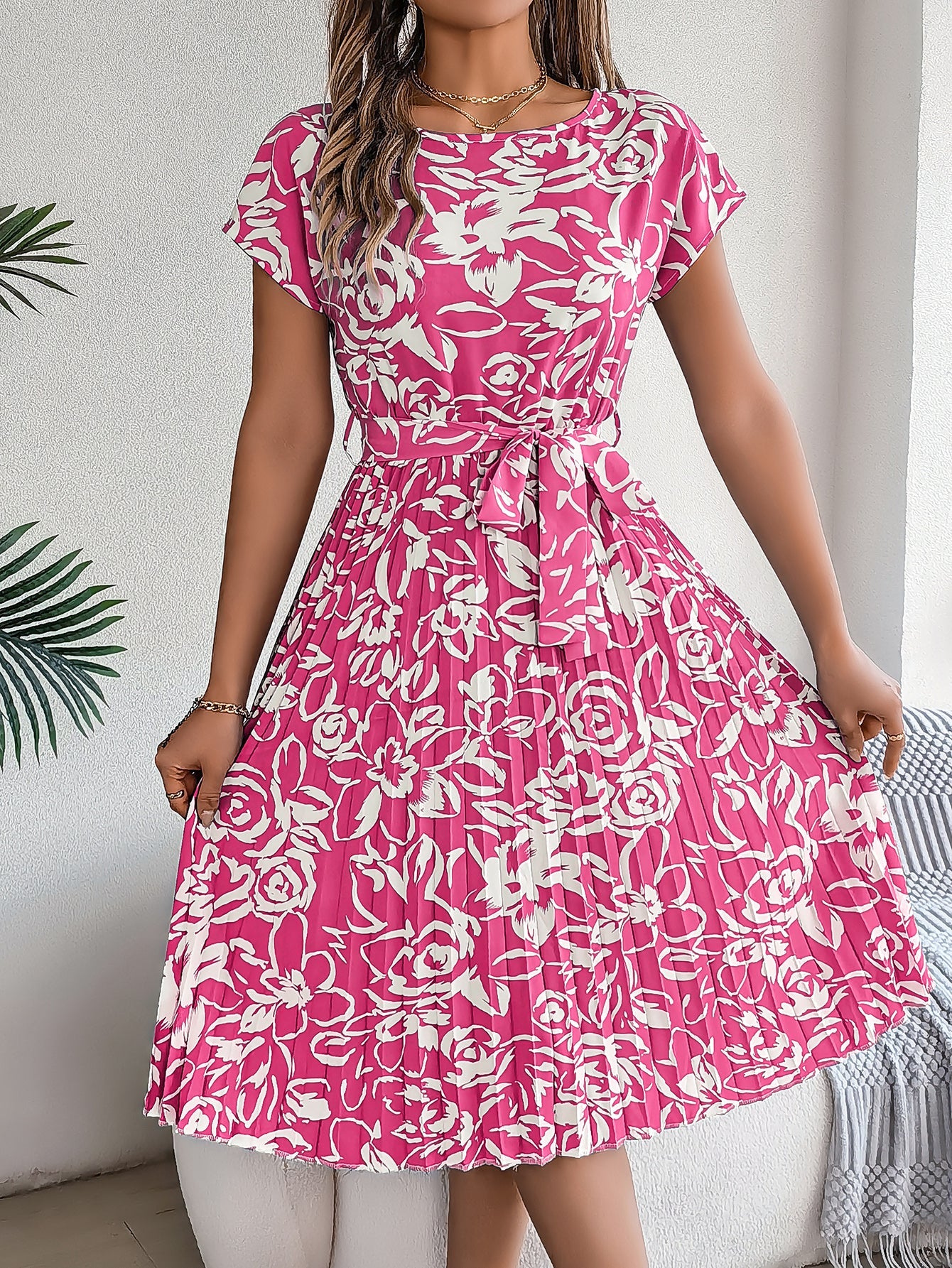 Monique | Elegante Bloemenjurk met Taille Ceintuur