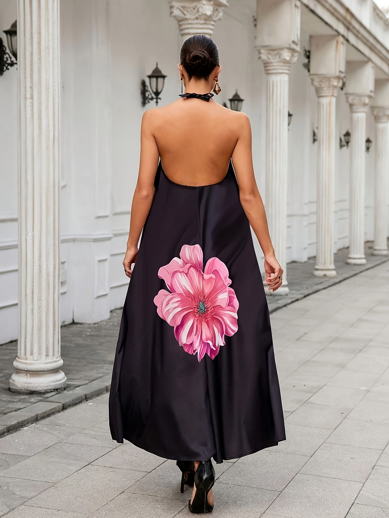 Nelly | Elegante Bloemenprint Halternek Mouwloze Maxi-Jurk