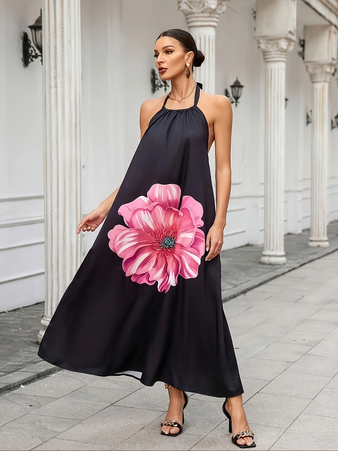 Nelly | Elegante Bloemenprint Halternek Mouwloze Maxi-Jurk