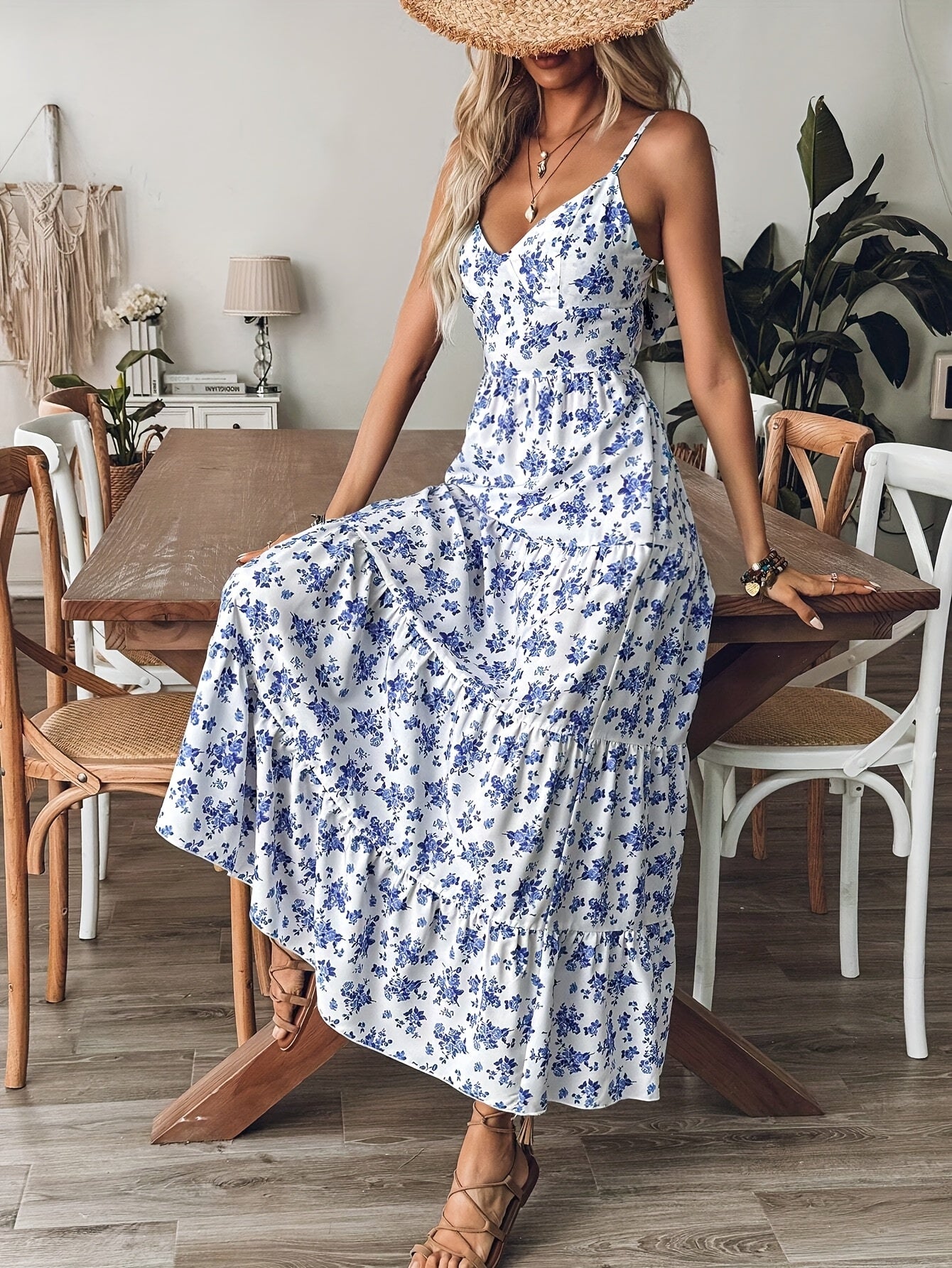 Nina | Zomerse Maxi Jurk met Bloemenprint en Spaghettibandjes
