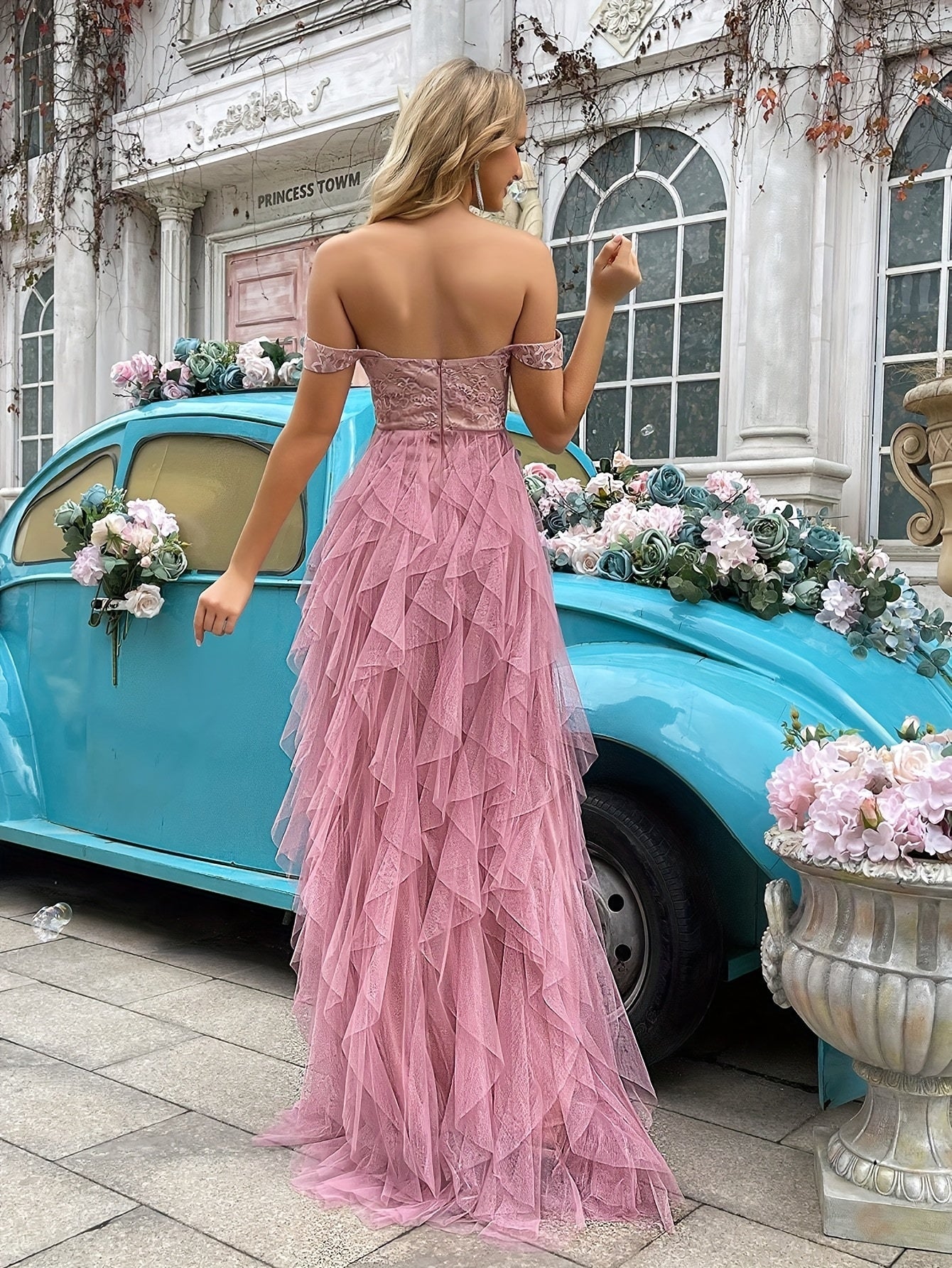 Stella | Elegante Off-Shoulder Avondjurk met Luchtige Tulle