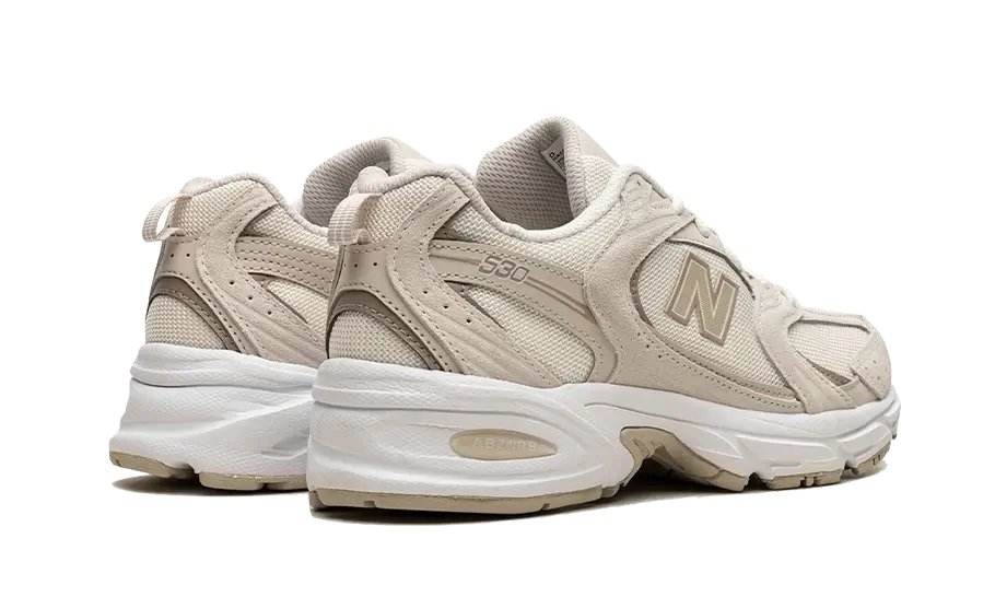 New Balance 530 Sea Salt Moonbeam | 1 + 1 gratis