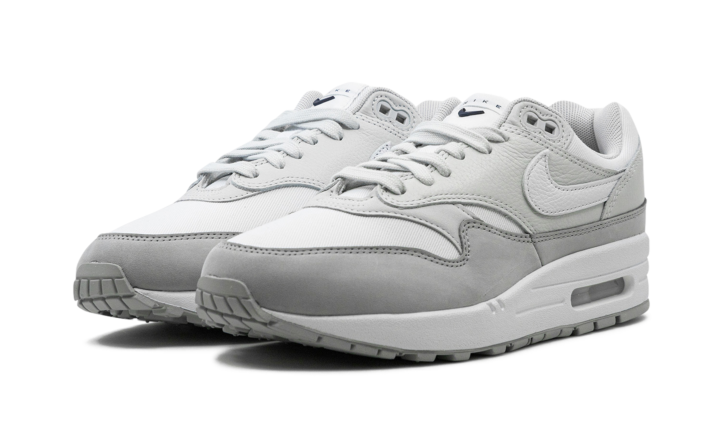 Nike Air Max 1 '87 LX Light Smoke Grey