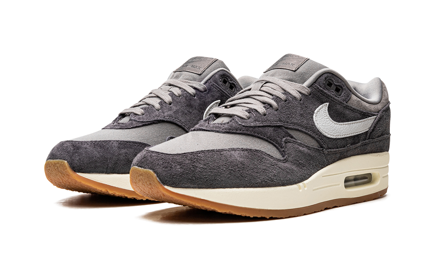 Nike Air Max 1 Crepe Soft Grau