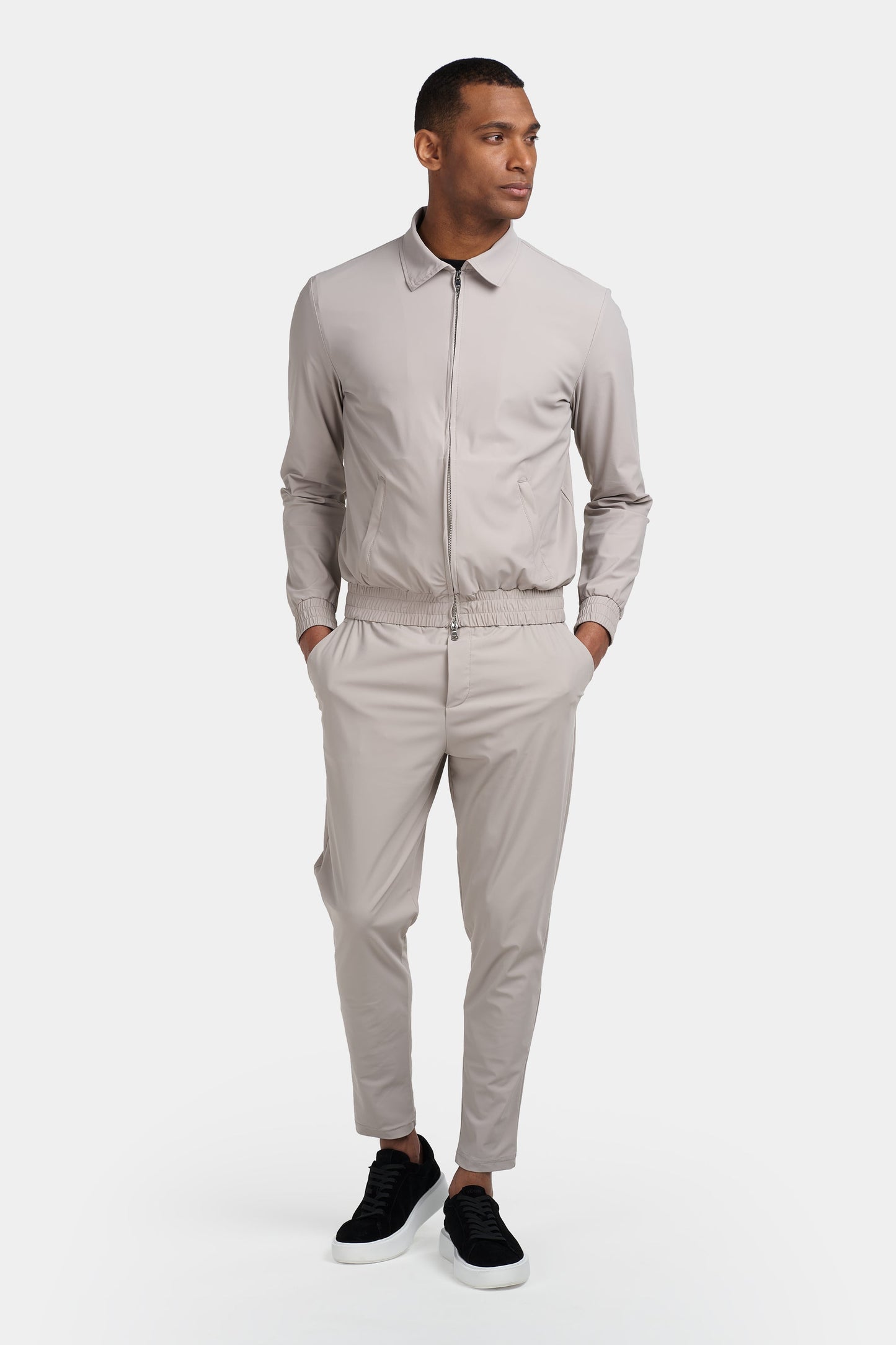 THE TRAVEL PANTS