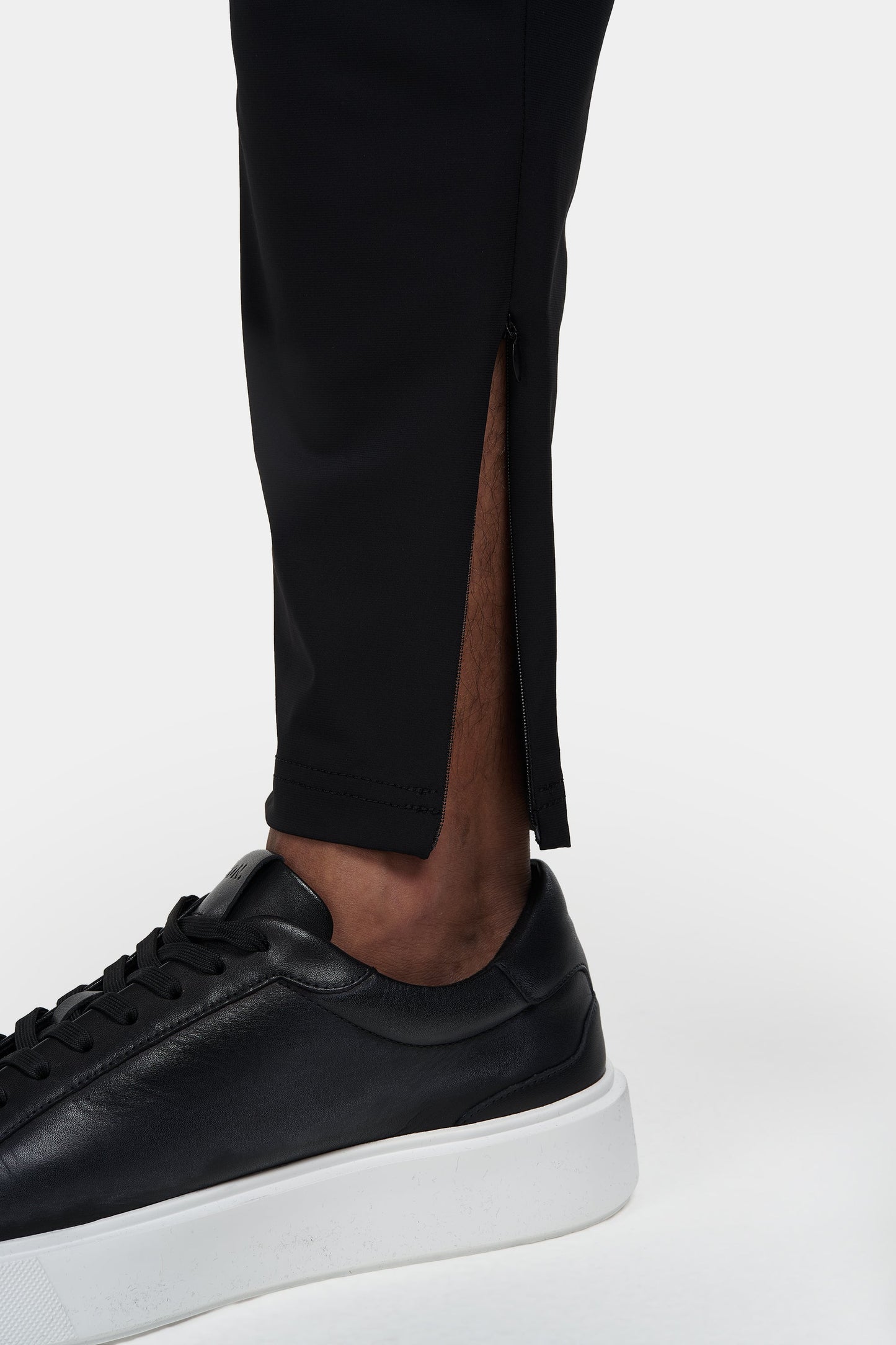 THE 24/7 TROUSERS