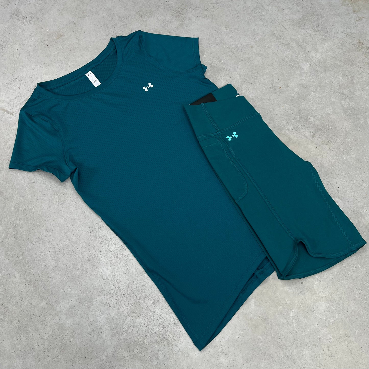 Under Armour Short Set Green Women