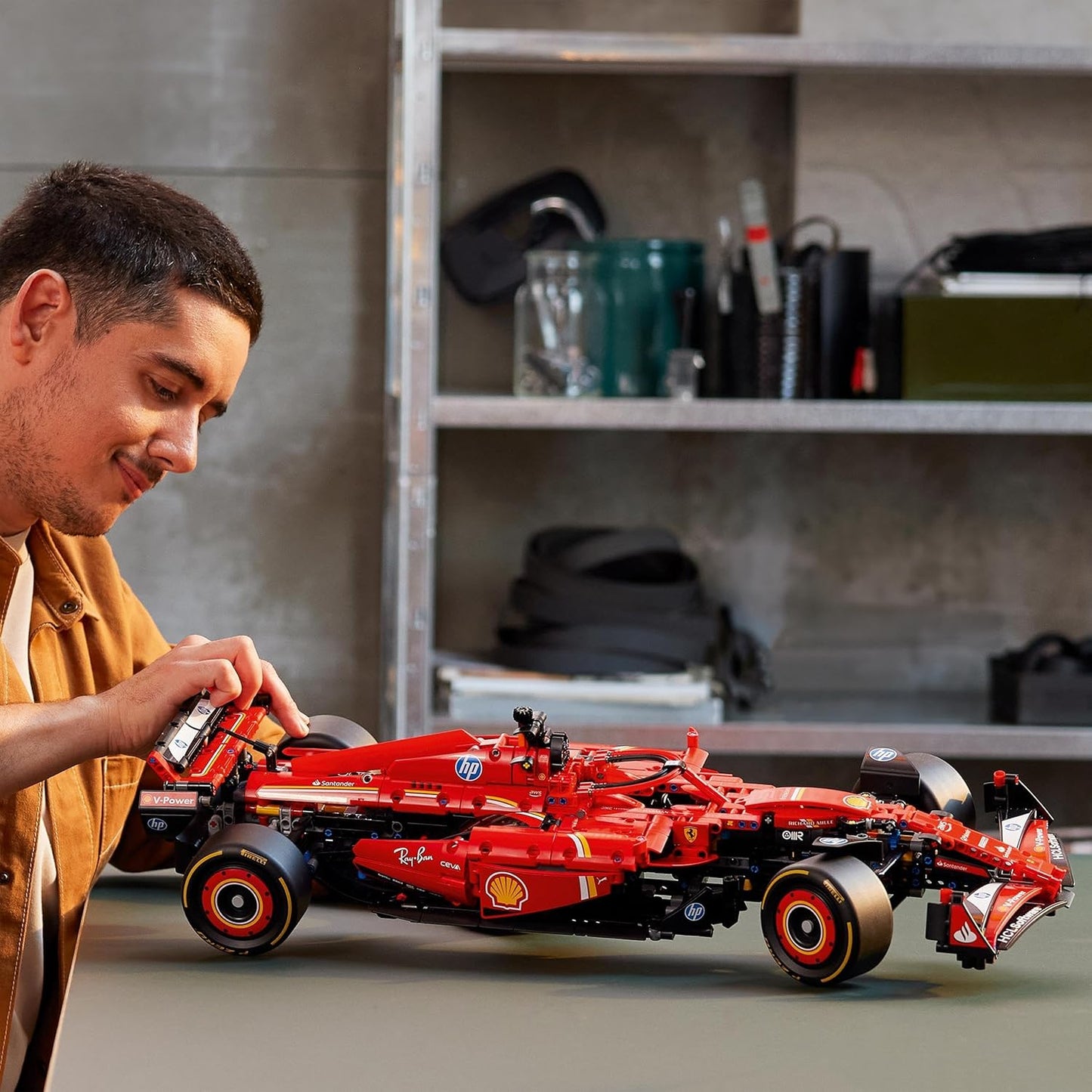 LEGO Technic Oracle Red Bull Racing RB20 F1 & Technic Ferrari SF-24 F1