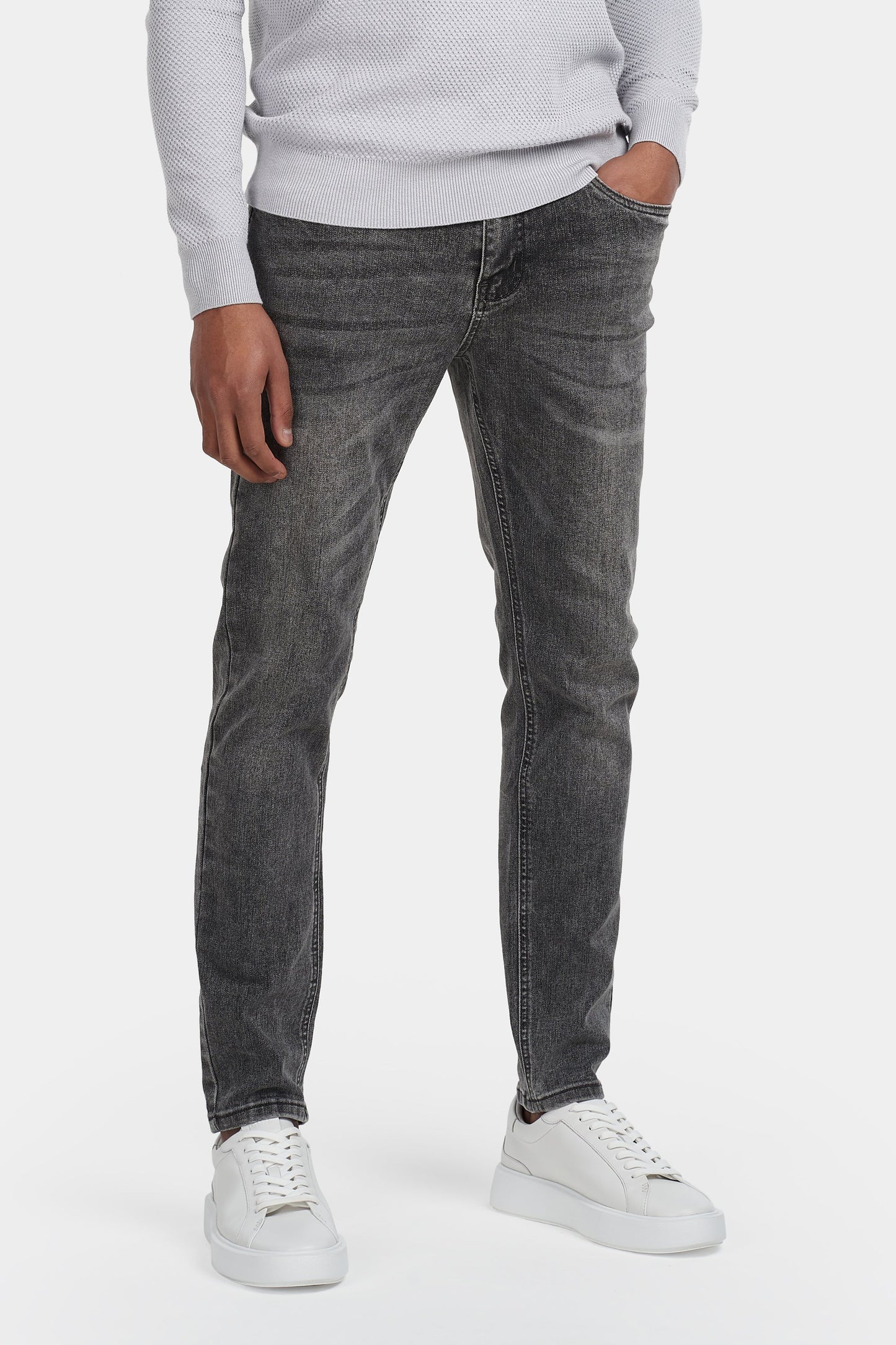 THE JAXON JEANS
