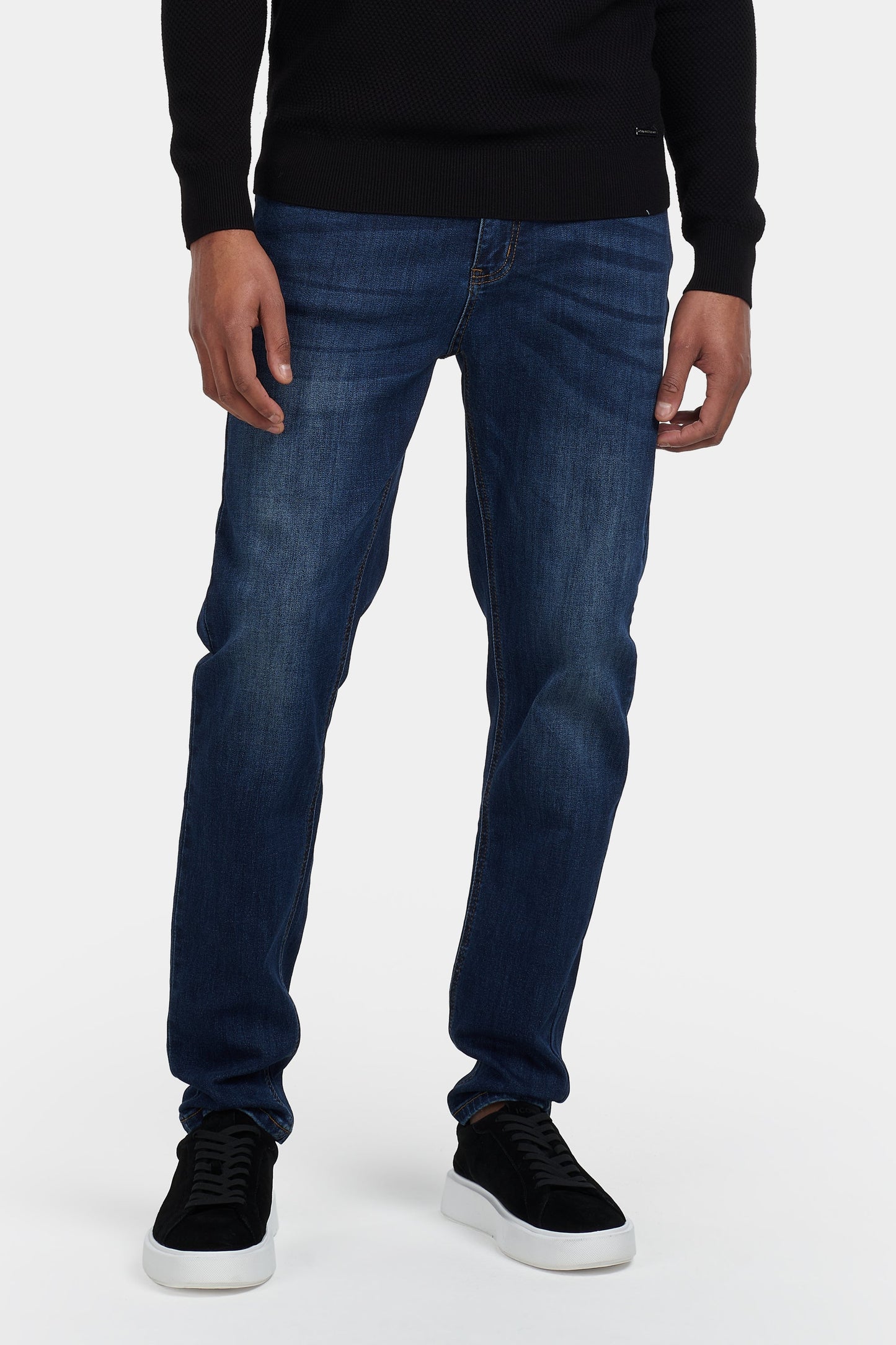 THE JAXON JEANS