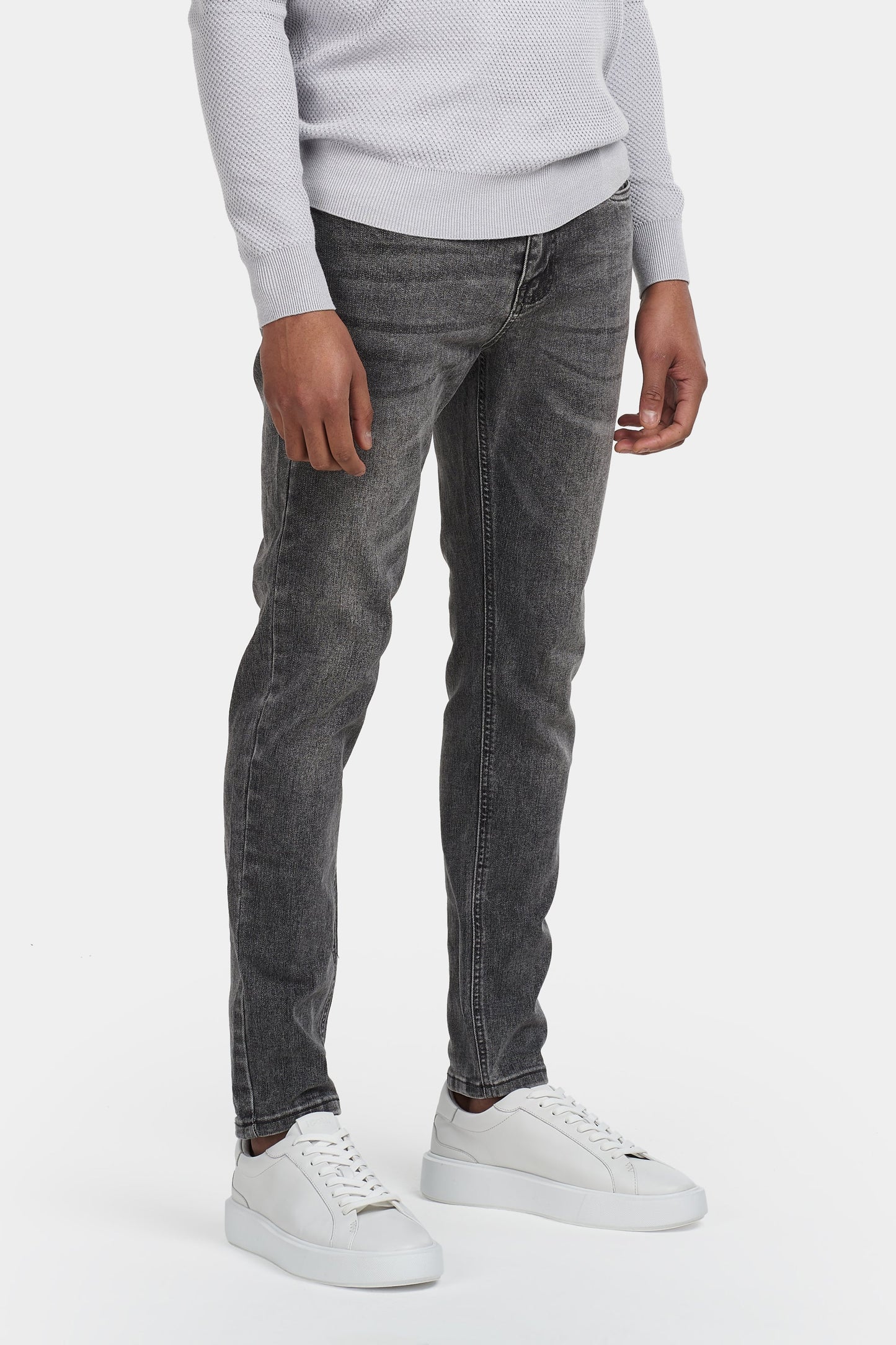 THE JAXON JEANS