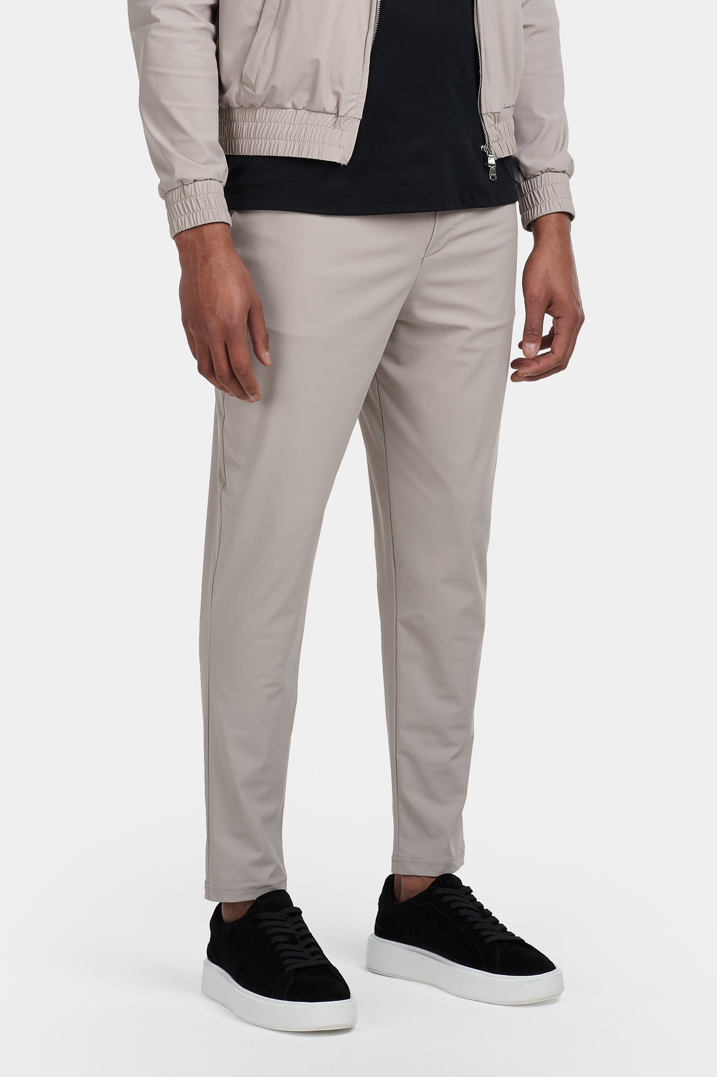 THE TRAVEL PANTS