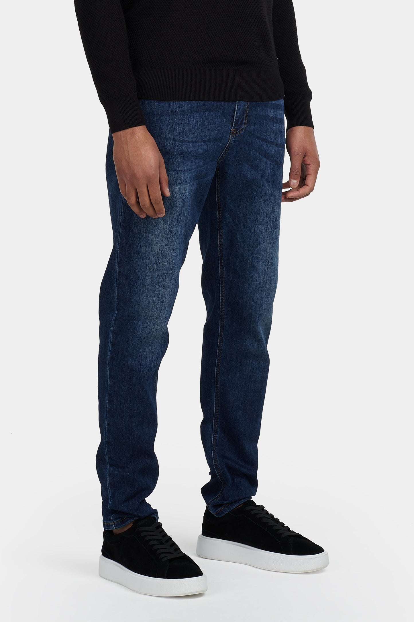 THE JAXON JEANS