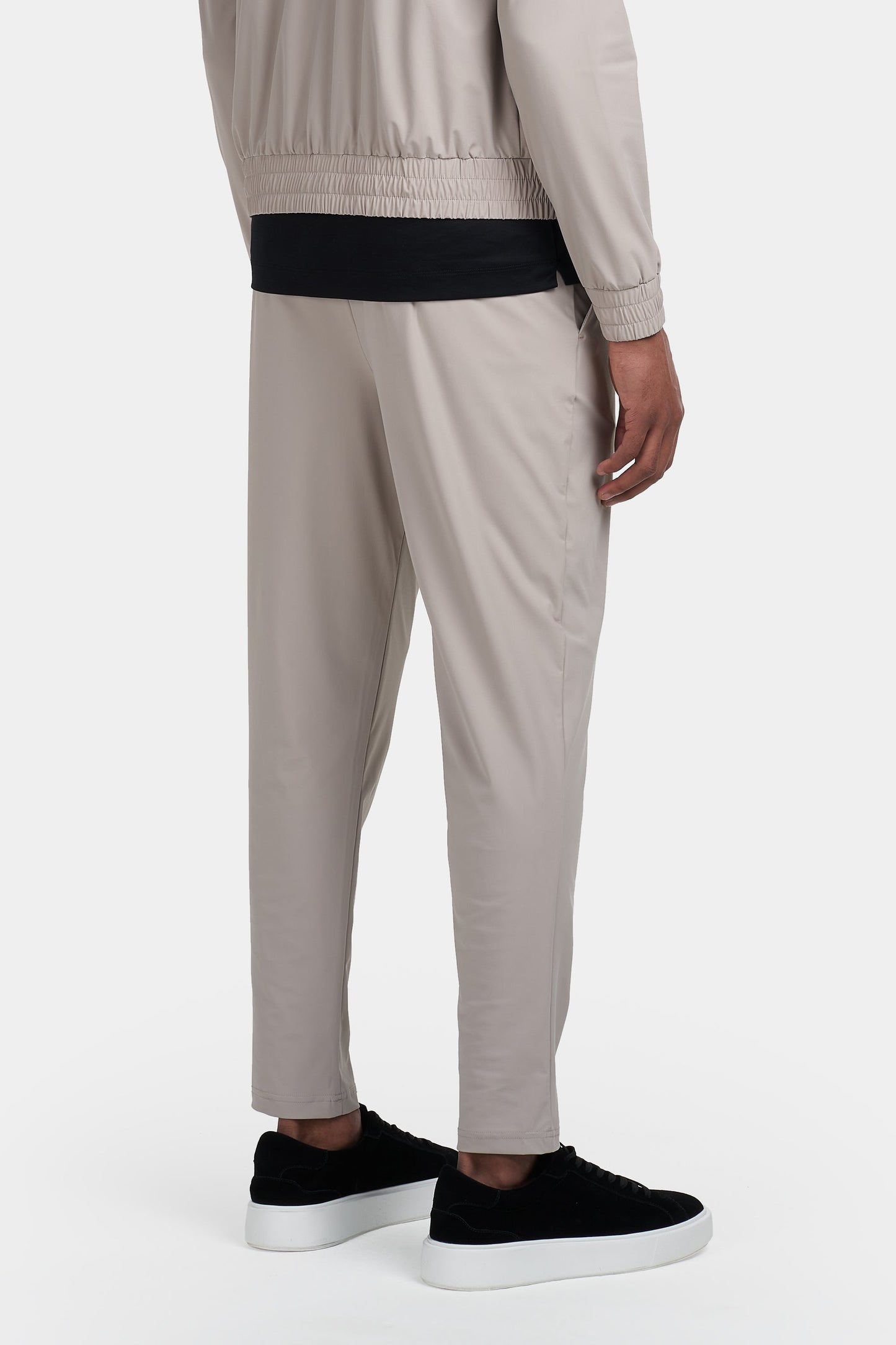 THE TRAVEL PANTS