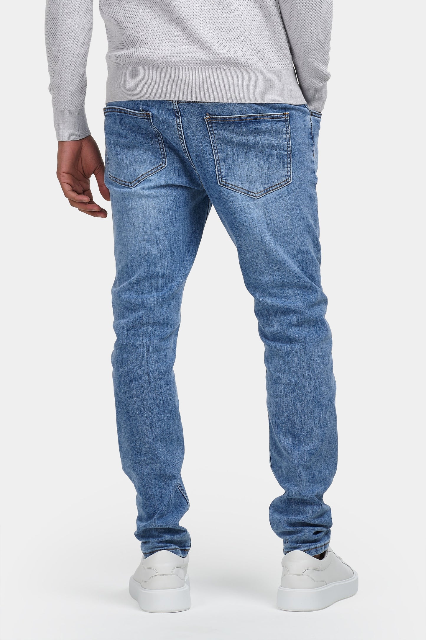 THE JAXON JEANS