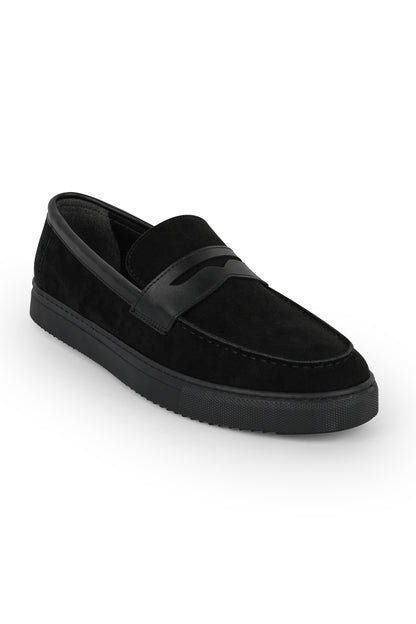 THE BELLUCI SHOES 