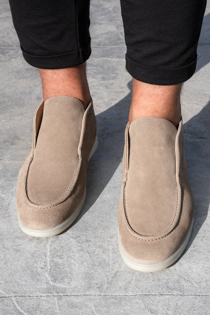 THE ARONA SUEDE LOAFERS