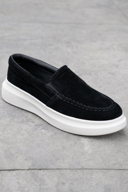 THE VARISO SUEDE SLIPPER