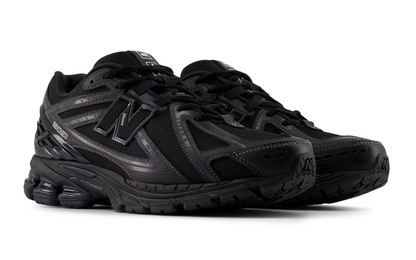 New Balance 1906R Schwarz | 1 + 1 gratis