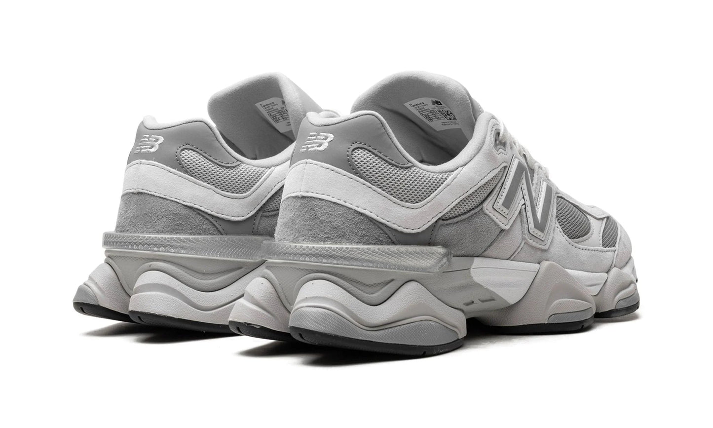 New Balance 9060 | Beton | 1 + 1 gratis