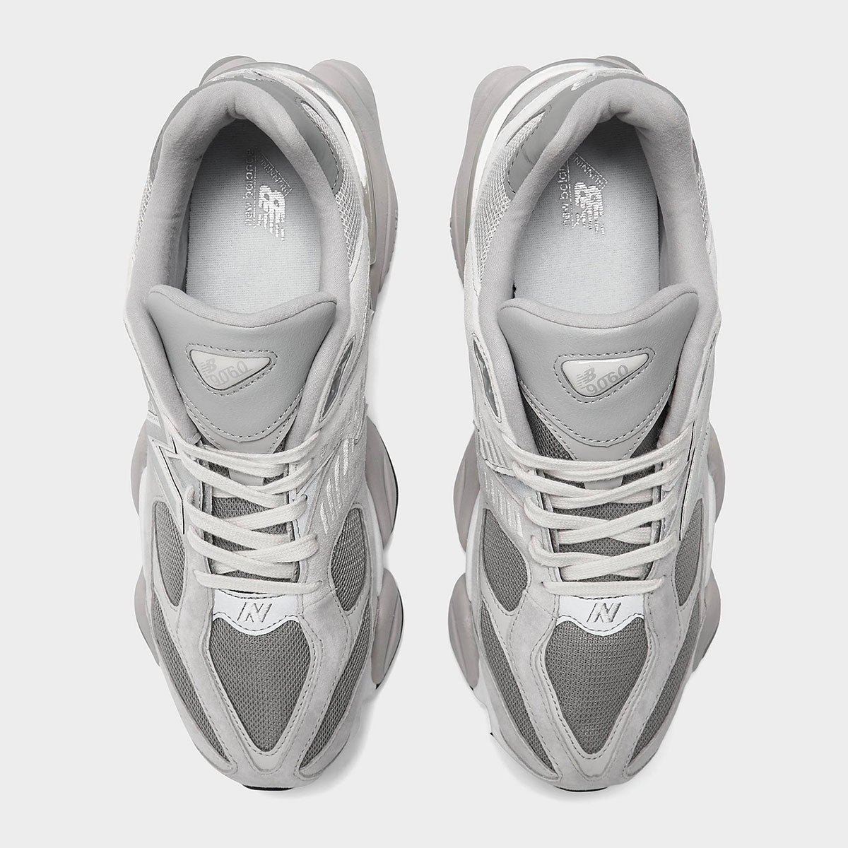 New Balance 9060 | Beton | 1 + 1 gratis