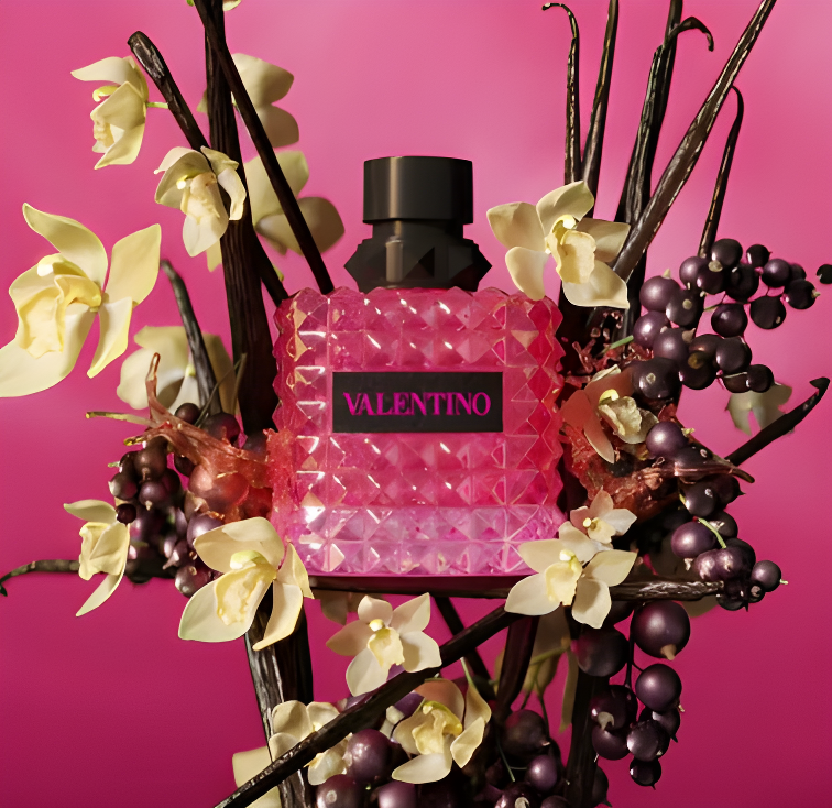 Valentino Born in Roma Extradose | 1 + 1 Free