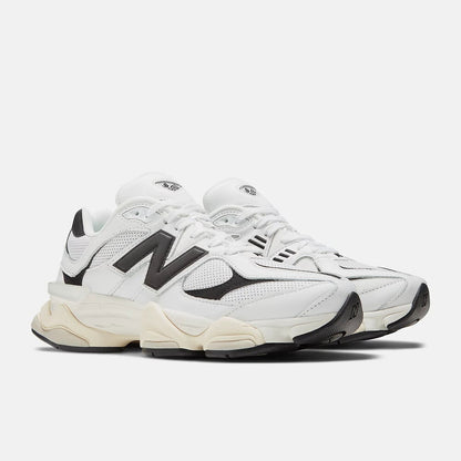 New Balance 9060 | Weiß Schwarz | 1 + 1 gratis