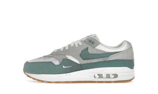 Nike Air Max 1 .SWOOSH Low Poly Adventure